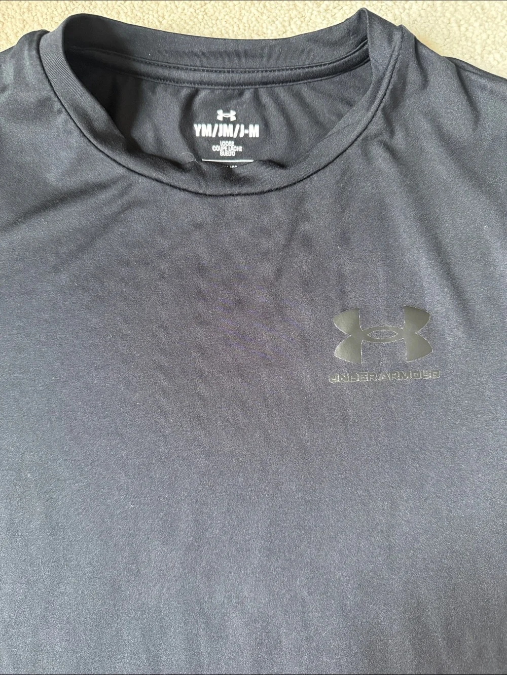 Under armour boys shirt